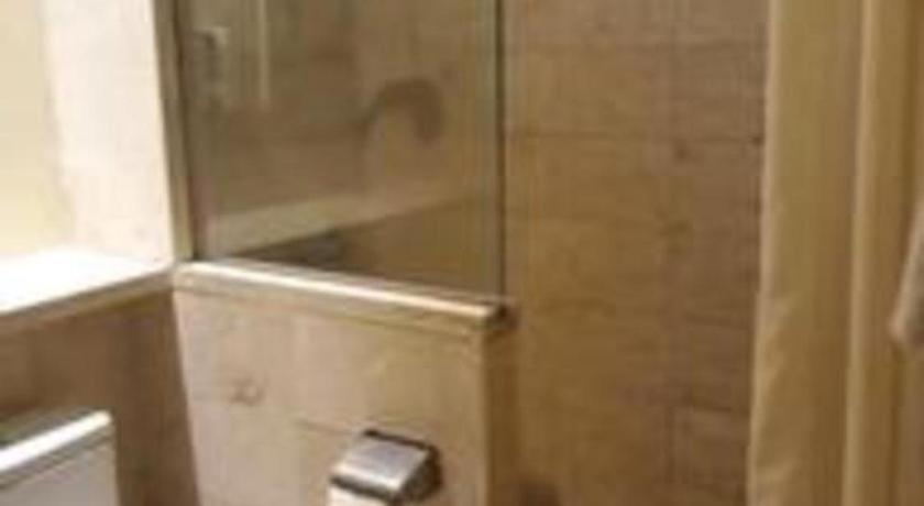 Hotel La Oma Lembang Zewnętrze zdjęcie