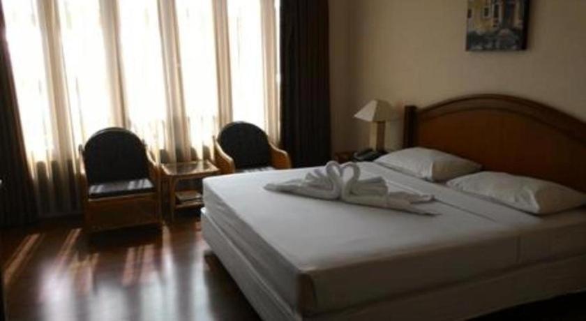 Hotel La Oma Lembang Zewnętrze zdjęcie
