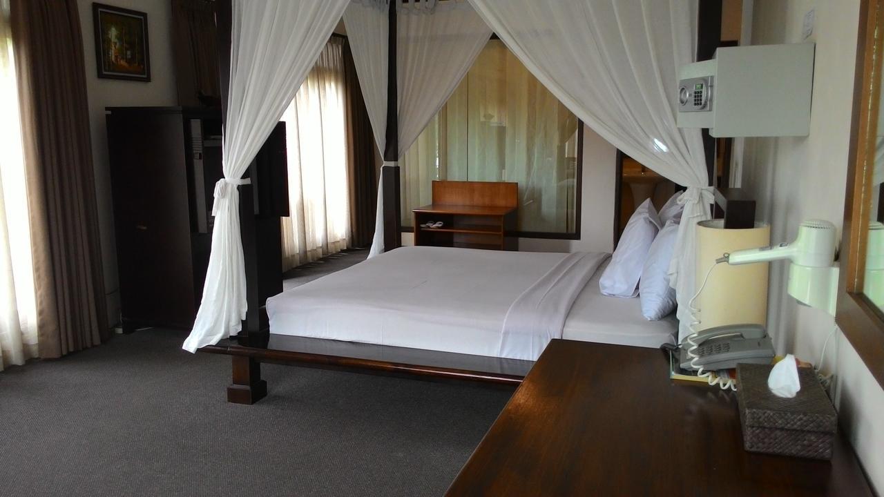 Hotel La Oma Lembang Zewnętrze zdjęcie