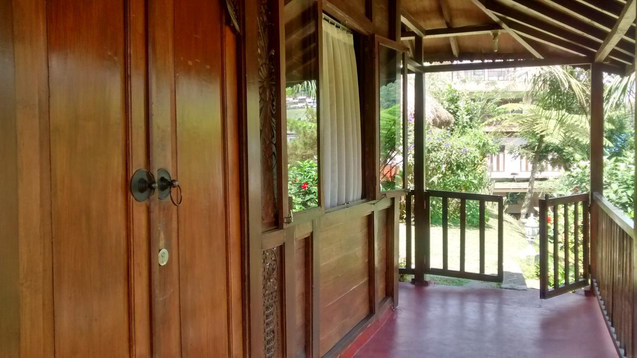 Hotel La Oma Lembang Zewnętrze zdjęcie